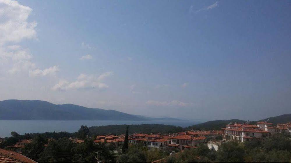 Portofino Apartments Акиака Екстериор снимка