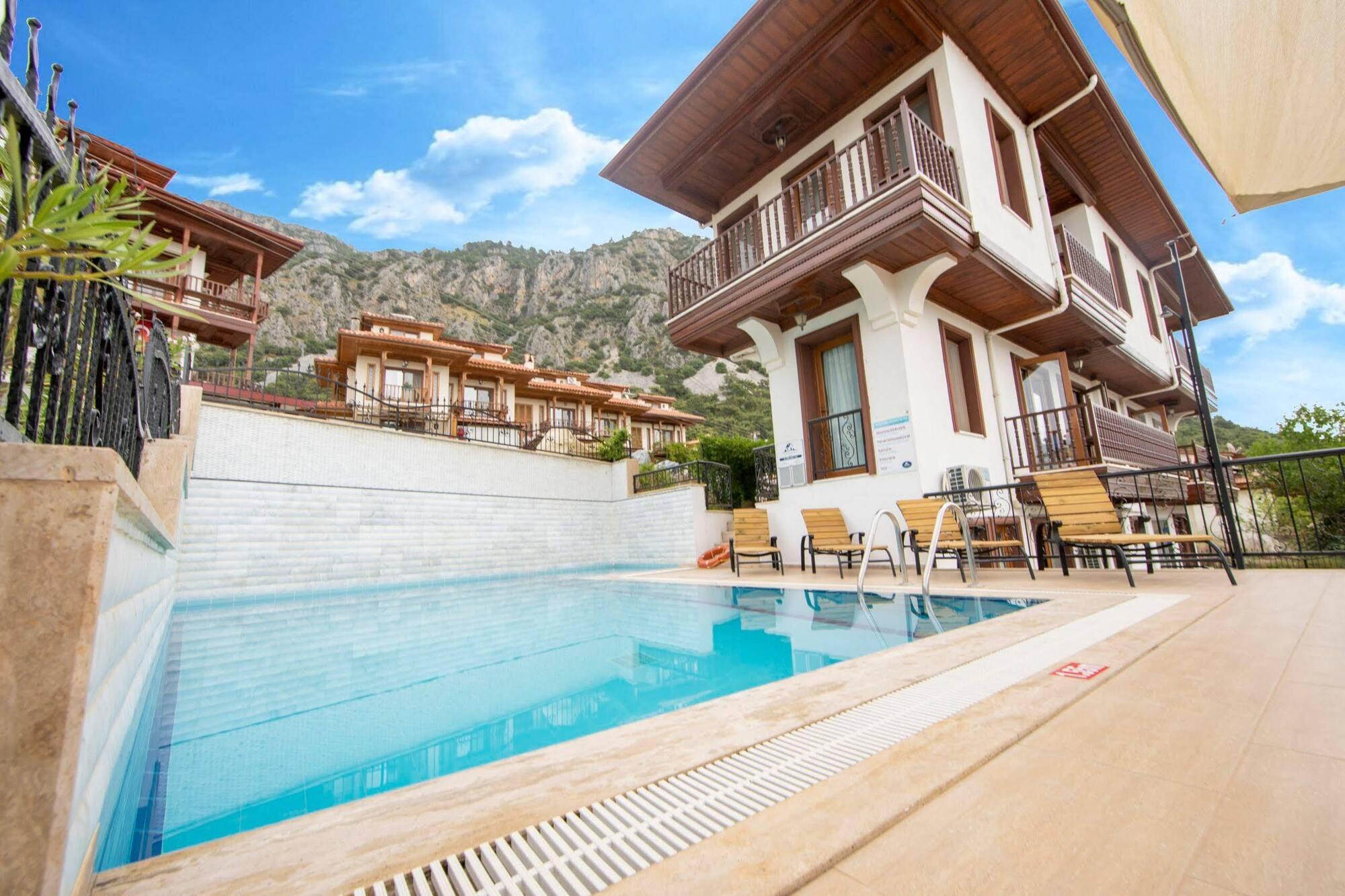 Portofino Apartments Акиака Екстериор снимка