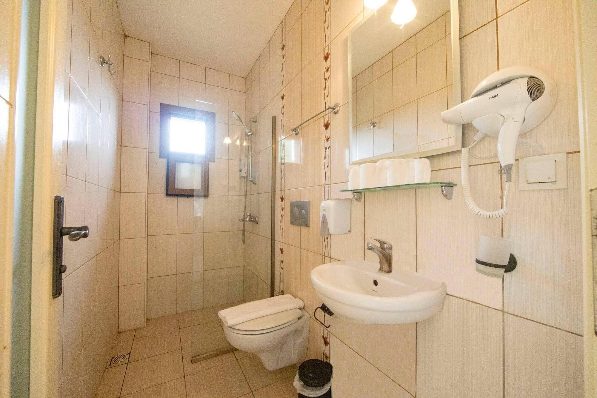 Portofino Apartments Акиака Екстериор снимка